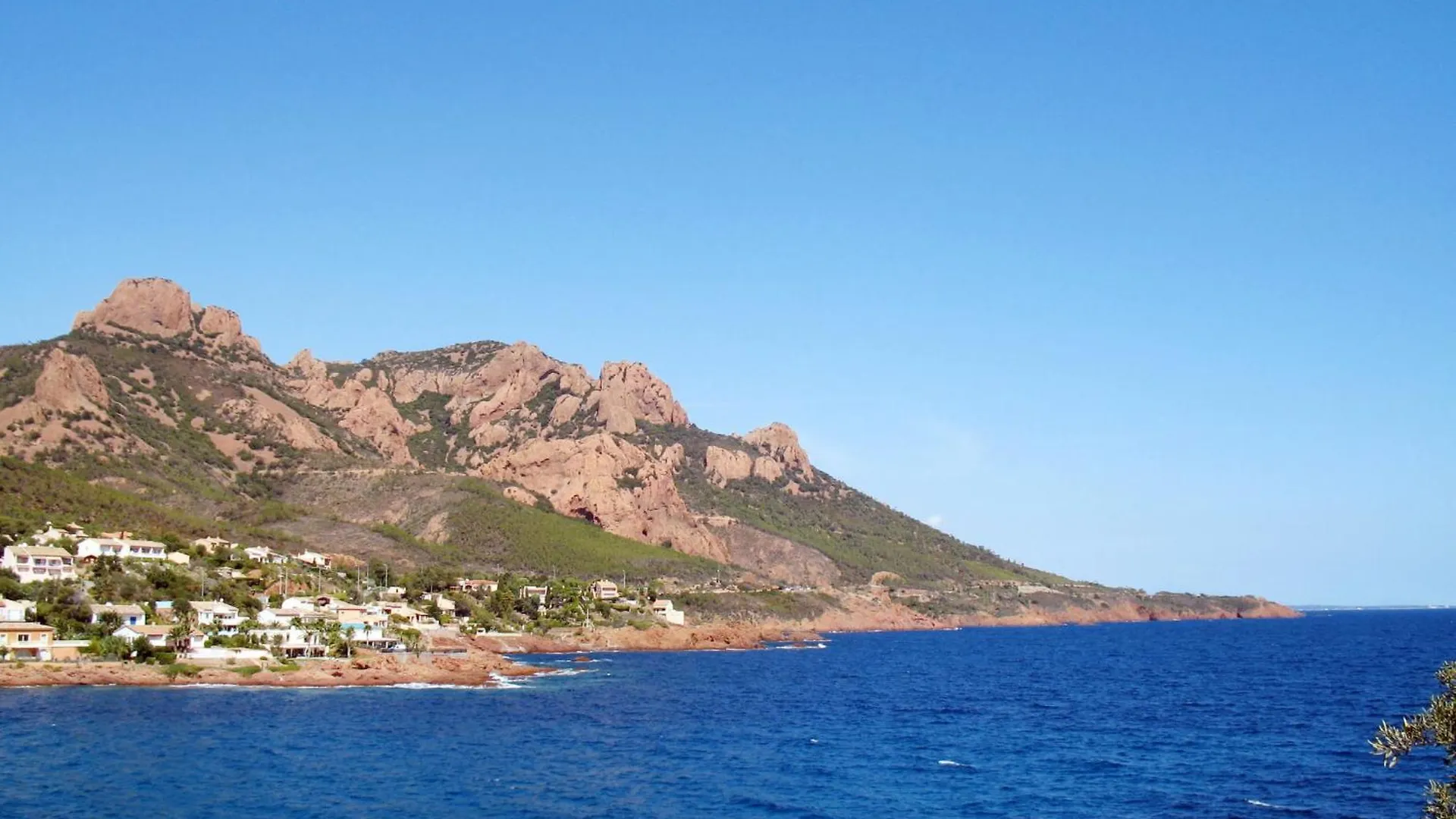 Apartment Village Cap Esterel - Le Hameau-35 By Interhome Saint-Raphaël