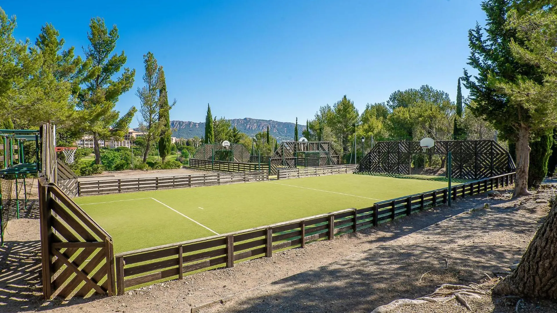 Apartment Village Cap Esterel - Le Hameau-35 By Interhome Saint-Raphaël Francia