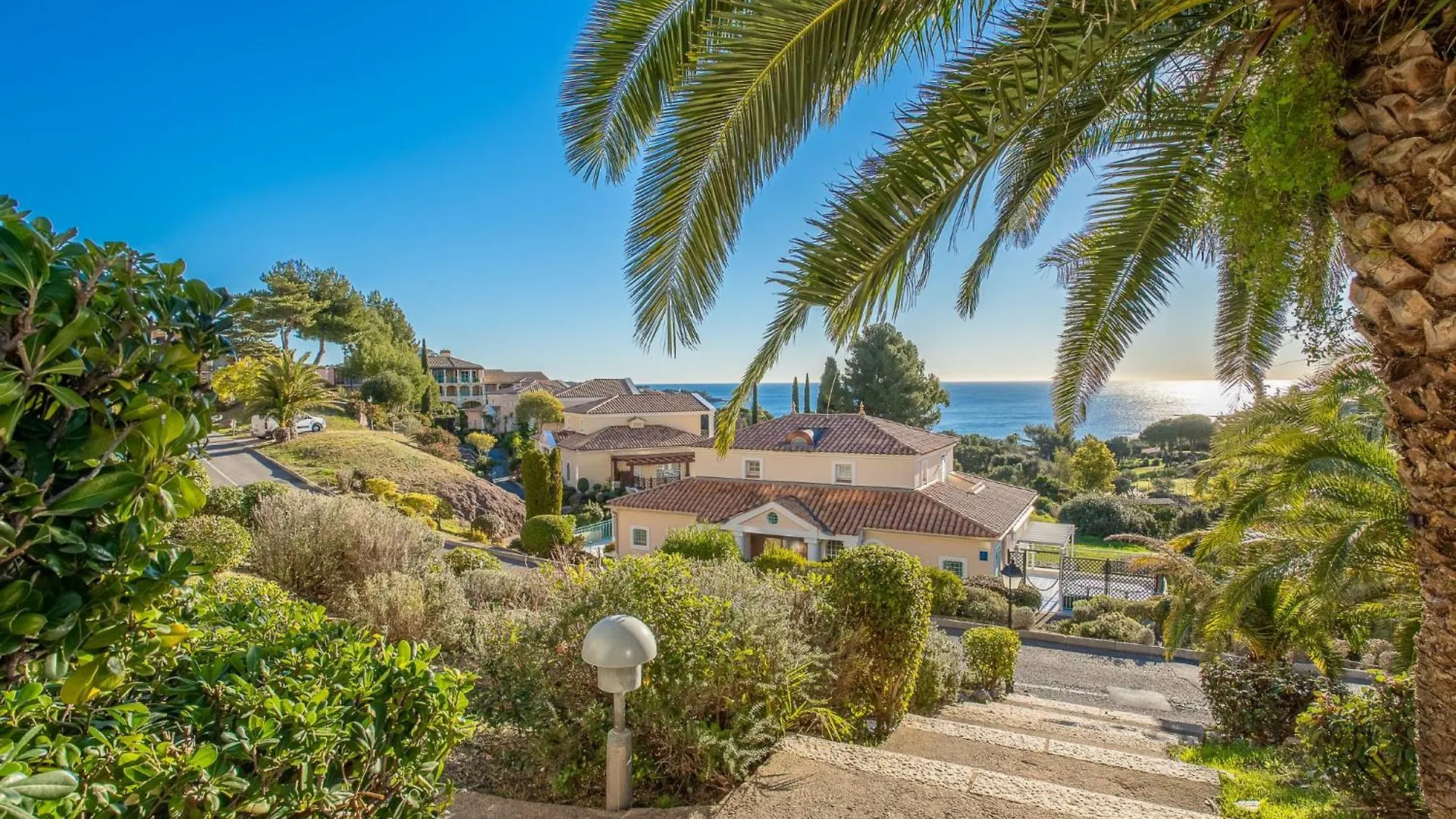 Apartment Village Cap Esterel - Le Hameau-35 By Interhome Saint-Raphaël