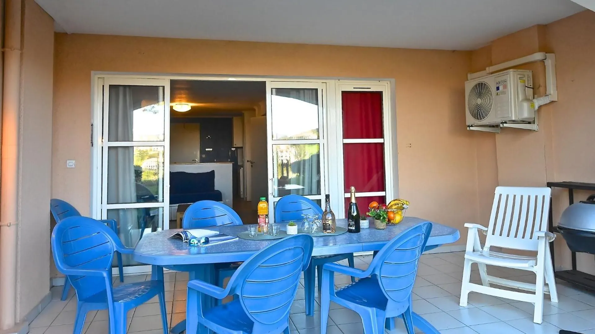 Apartment Village Cap Esterel - Le Hameau-35 By Interhome Saint-Raphaël 0*,  Francia