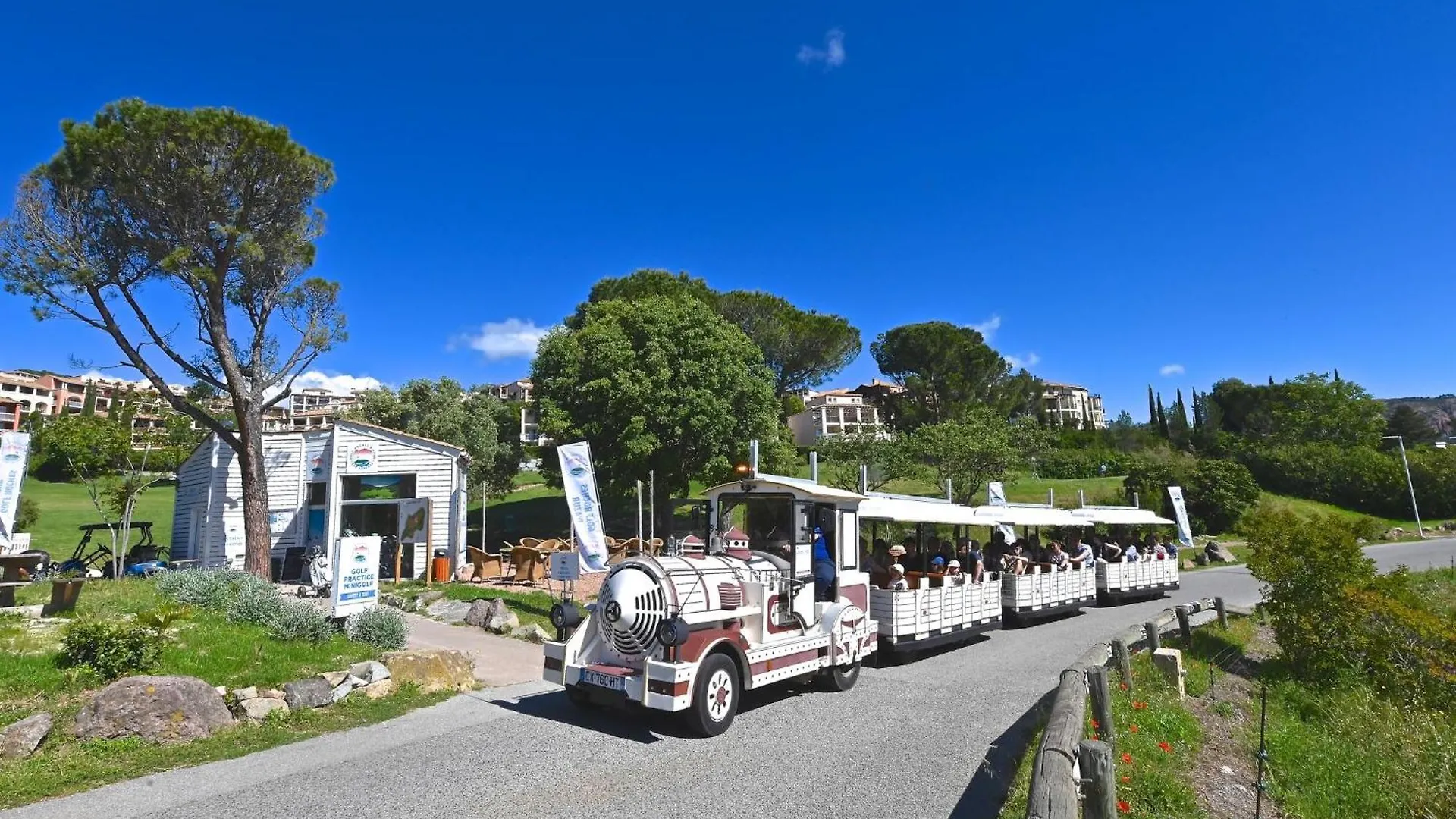 Apartment Village Cap Esterel - Le Hameau-35 By Interhome Saint-Raphaël