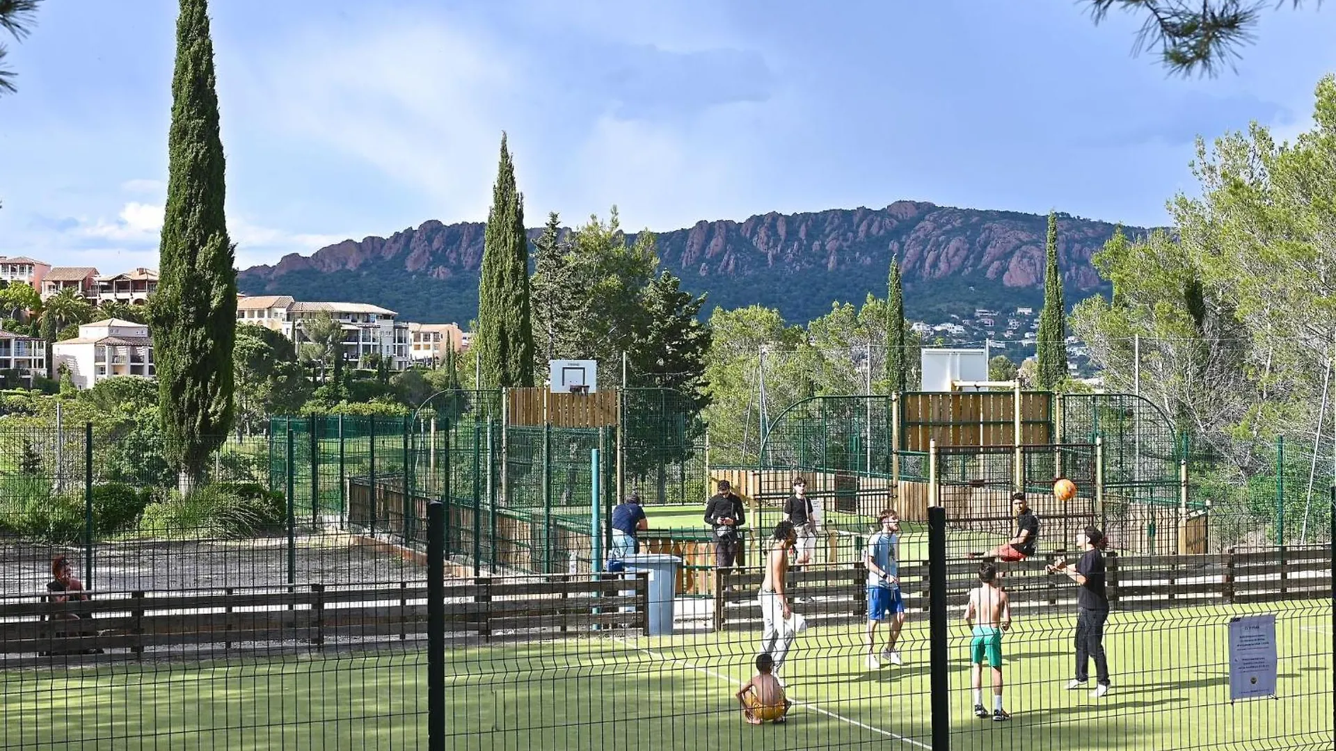Apartment Village Cap Esterel - Le Hameau-35 By Interhome Saint-Raphaël