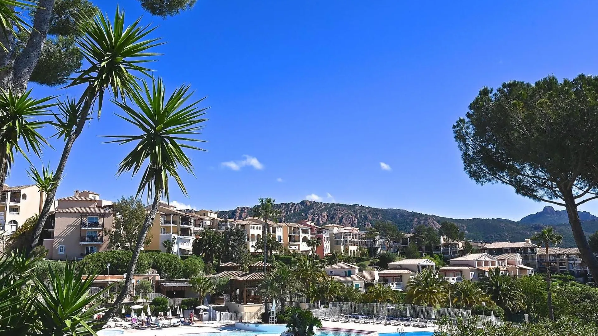 Apartment Village Cap Esterel - Le Hameau-35 By Interhome Saint-Raphaël 0*,